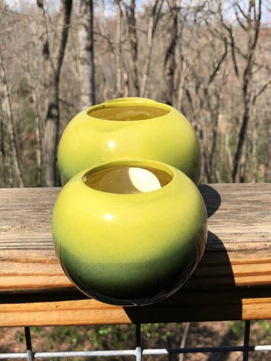 Vintage Hull Pottery 3 Orb Planter No Chips Found - Picture 4 of 7